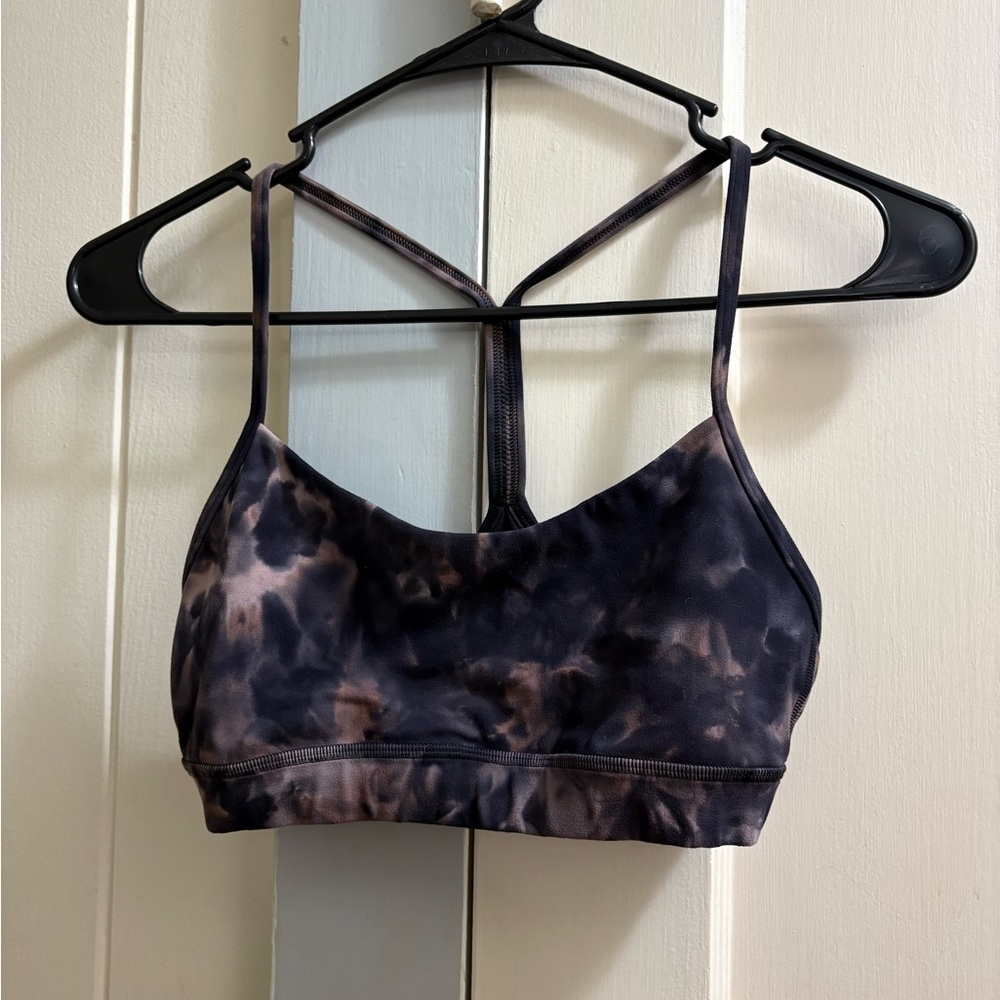 EUC Lululemon Flow Y Bra Nulu